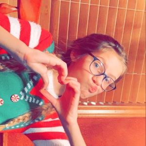 Meet your Posher, Lexi